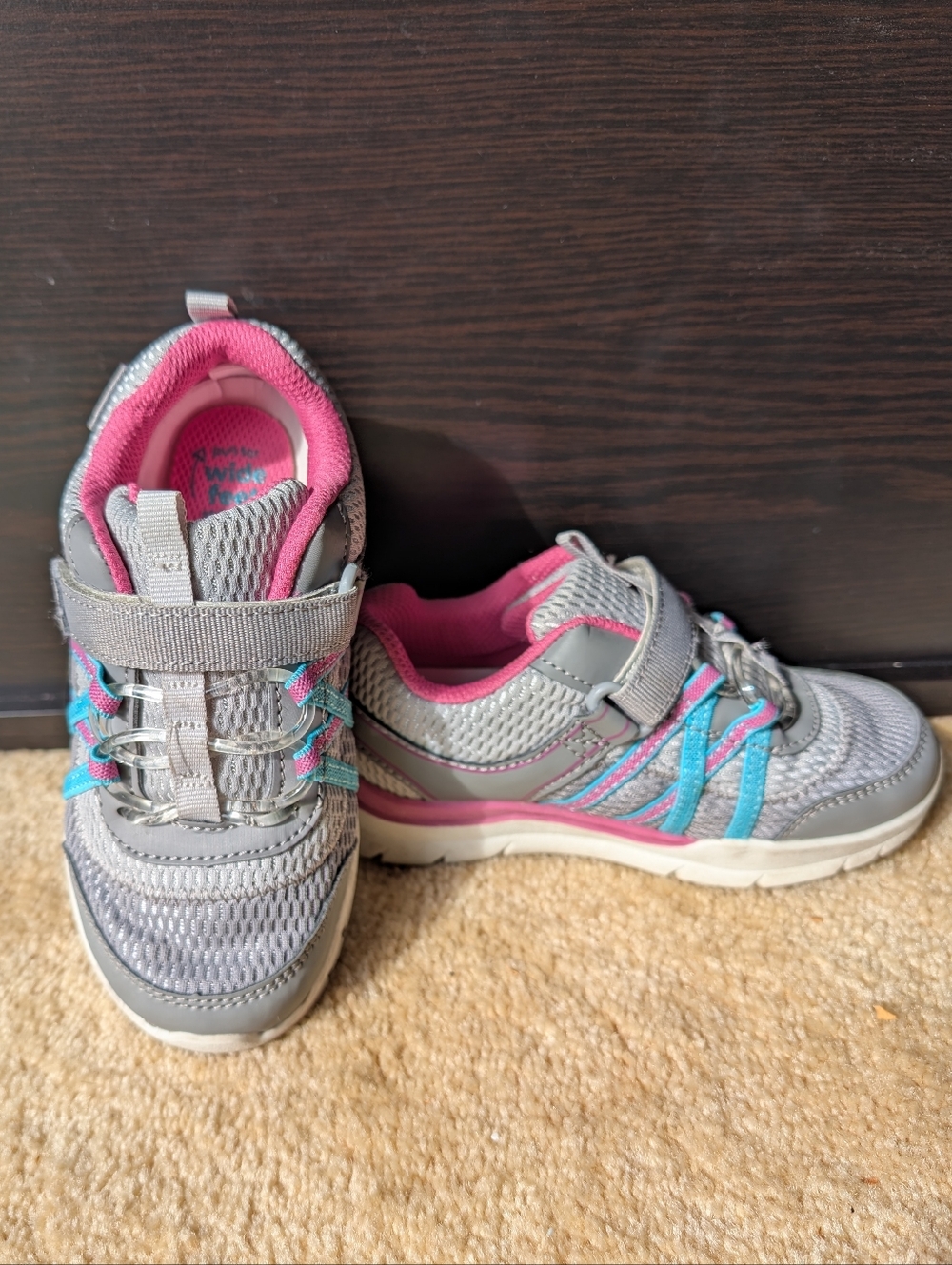 Stride Rite Made2Play Jacki Sneakers with Light Up Laces 10T